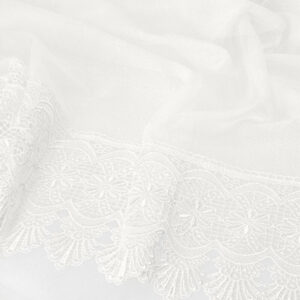 Store Macrameespitze